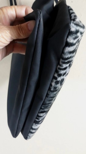 Lenea Pollini Firenze Pony Hair Blk/White Tiger Italian Shoulder Bag Luxury - Picture 8 of 14