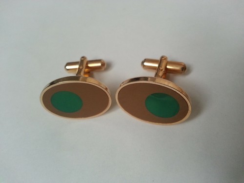 PAIRE DE BOUTONS DE MANCHETTE vintage PLAQUE OR ovale vert marron STYLE ART DECO - Imagen 4 de 6