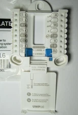 NEW HONEYWELL UWP 16 T-SERIES THERMOSTAT WALL PLATE/ MOUNT ONLY 32321051-001