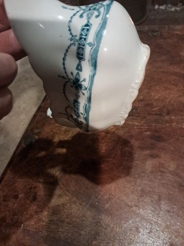 J.H.W and Sons Hanley England Semi Porcelain Gravy Boat - Picture 9 of 10
