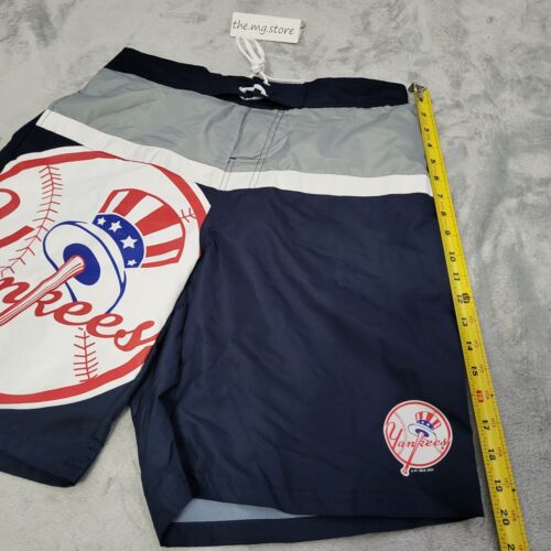 G-III by Carl Banks Navy New York Yankees Logo Sea Wind Swim Shorts Men's Sz L - Picture 3 of 6
