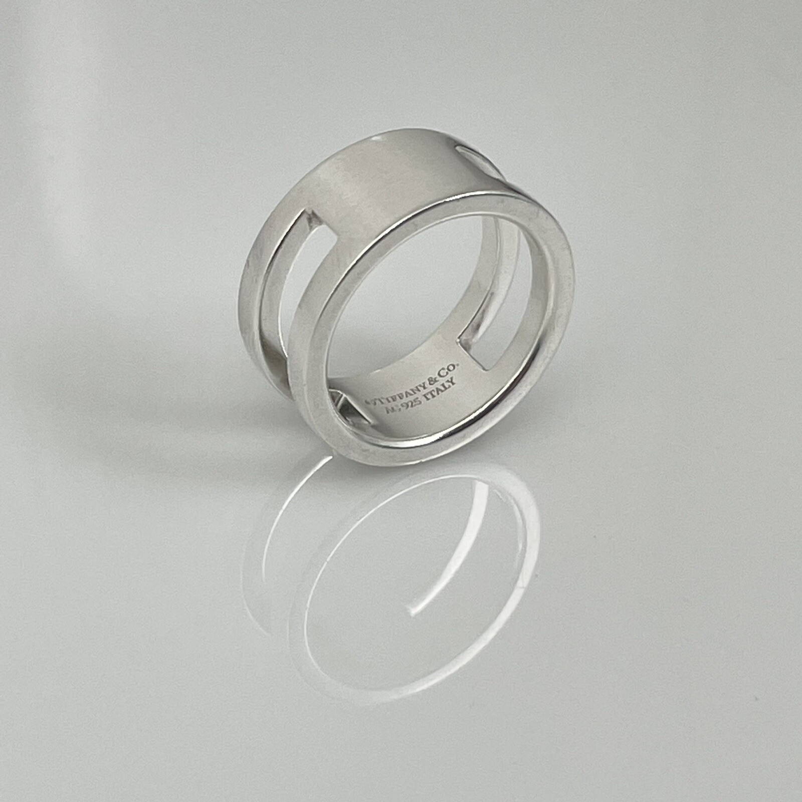 Size 5 Tiffany & Co Sterling Silver 925 Italy Cutout Ring