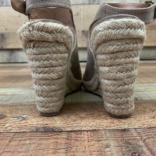 Universal Thread Damen Mala Shield Espadrille Cutout Keilabsatz Sandalen, taupe 7,5 - Bild 7 von 10