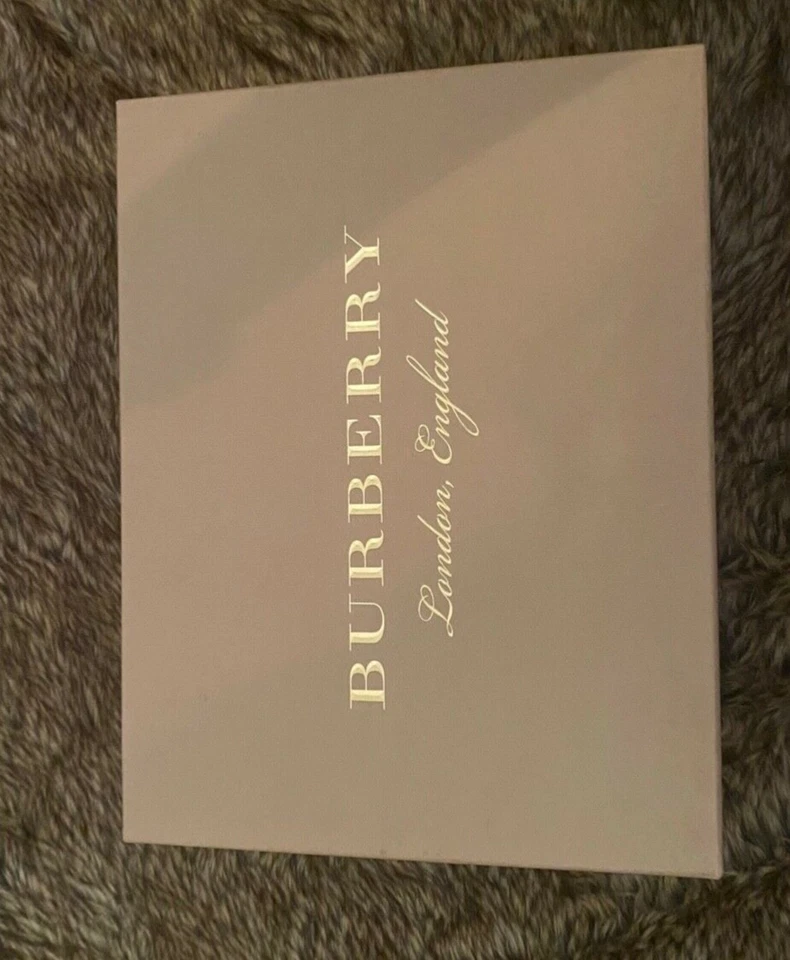 Bomba Burberry Virna 105 (talla 38) Foto 4 de 4