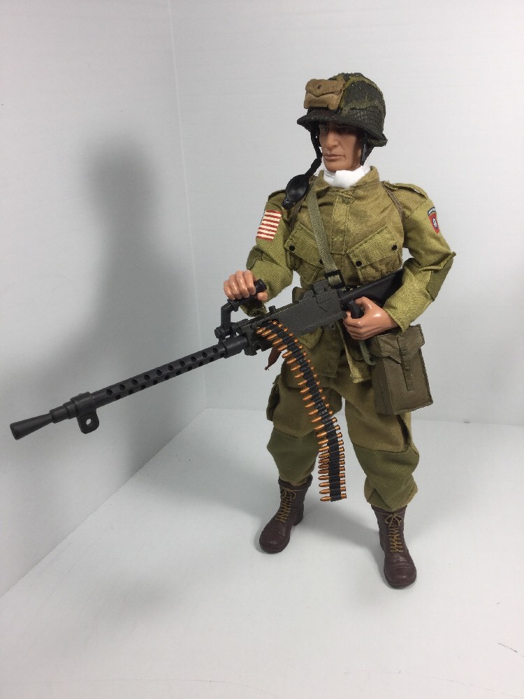 1 6 21ST Century Estados Unidos 82ND Airborne Paracaidista Cal .30 Mg + Colt Dragon Bbi hizo Segunda Guerra Mundial 1 6 21ST Century Estados Unidos 82ND Airborne Paracaidista Cal .30 Mg + Colt Dragon Bbi hizo Segunda Guerra Mundial