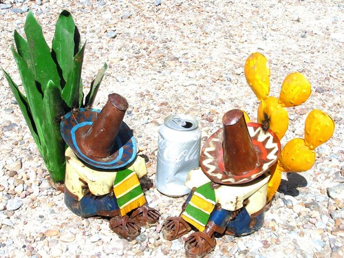 Metal Art Colorful Sombrero Siesta Pancho Man sculpture, Junk Iron Garden Art - Picture 2 of 5