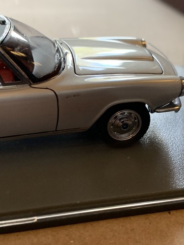 RARE GLAS GT CABRIOLET 1/43 CAR MODEL IN SILVER BY NEO MODELS - Picture 3 of 9