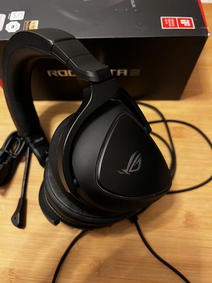 ASUS ROG Delta S Cuffia Gaming USB-C, Illuminazione RGB, Microfono Con Cancellaz - Immagine 4 di 4