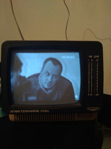 Seltener Elektronika 409 D 5"" sowjetischer tragbarer Fernseher getestet schöner gebrauchter Zustand - Bild 10 von 10