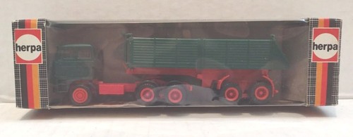 Herpa DAF Green Red Tractor Dump Truck Trailer HO Scale Model 1:87 model 827500 - Picture 1 of 7