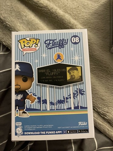 Funko Pop signierter Grabriel ""FLUFFY"" Kirchen neuwertig in Schutzhülle - Bild 5 von 6