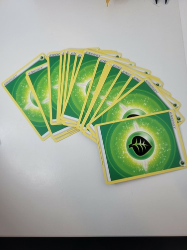 Pokémon TCG Grass Energy 2022 Schwert & Schild Neuwertig - Bild 5 von 5