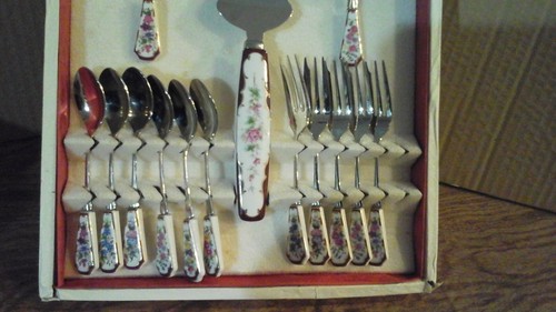House of Prill Sheffield England, 14 Piece Serving Set Forks, Spoons, Spatula - Picture 3 of 6