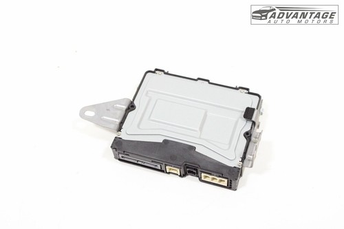 2019-2023 TOYOTA TACOMA TRANSCEIVER TELEMATICS COMPUTER CONTROL MODULE UNIT OEM - Picture 5 of 8