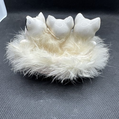 Drei Kätzchen in einem pelzigen Korb Hergestellt in Japan 5" x 2 1/2" Vintage - Bild 9 von 11