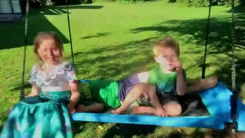 Saucer Tree Swing 60 Inch 700lb w/ 2pcs Hanging Straps for Kids Adults Backyard - Video 1 of 1