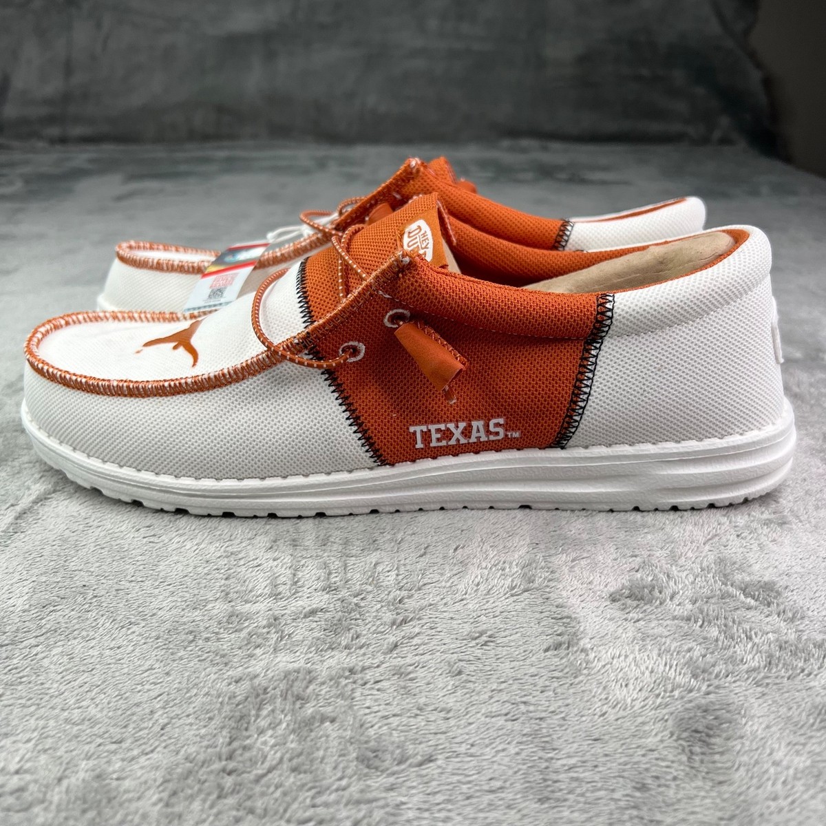 Hey Dude Wally Tri Texas Longhorns Men’s Size 12 Burnt Orange/White 41341-84M Hey Dude Wally Tri Texas Longhorns Slip-On Shoes Men main image 2