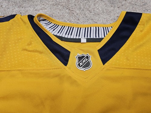 Viktor Arvidsson Nashville Predators NHL #33 Jersey Size M Adidas - Picture 5 of 12