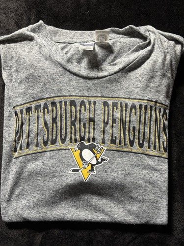 Pittsburgh Penguins Hockey NHL T Shirts Men’s Size Large - Picture 7 of 8
