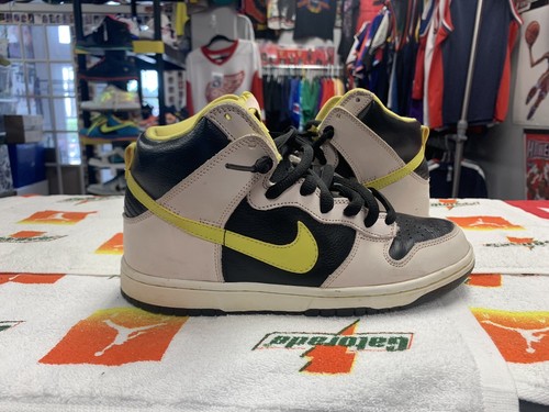 Nike Sb Dunk High Premium Miss Piggy Size 7 Vintag
