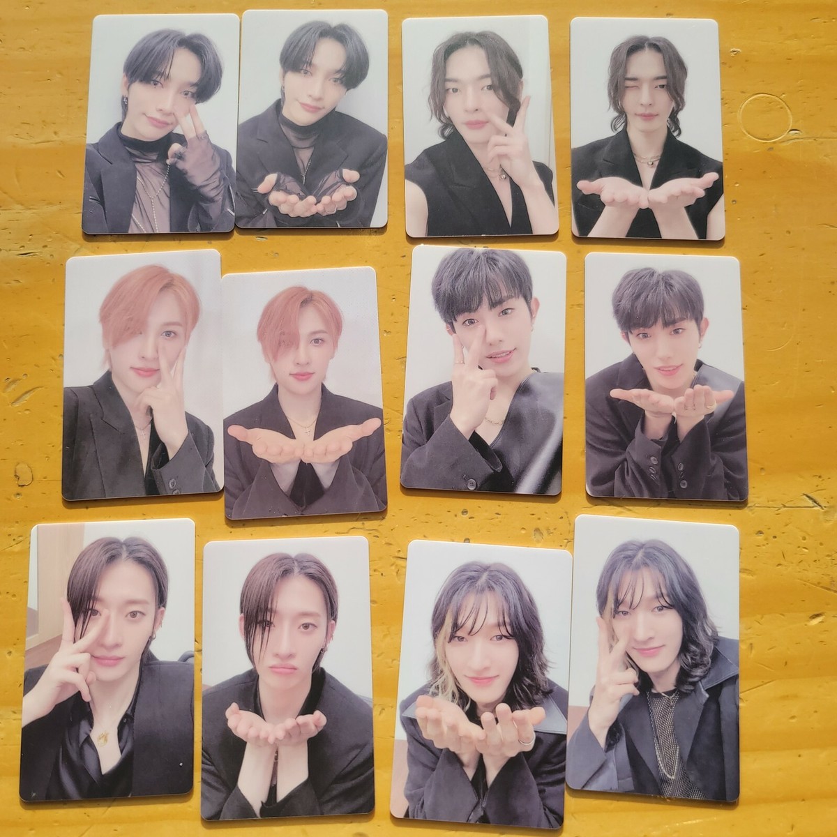 ONLYONEOF INSTINCT PART.2 Album photocard Preorder Soundwave