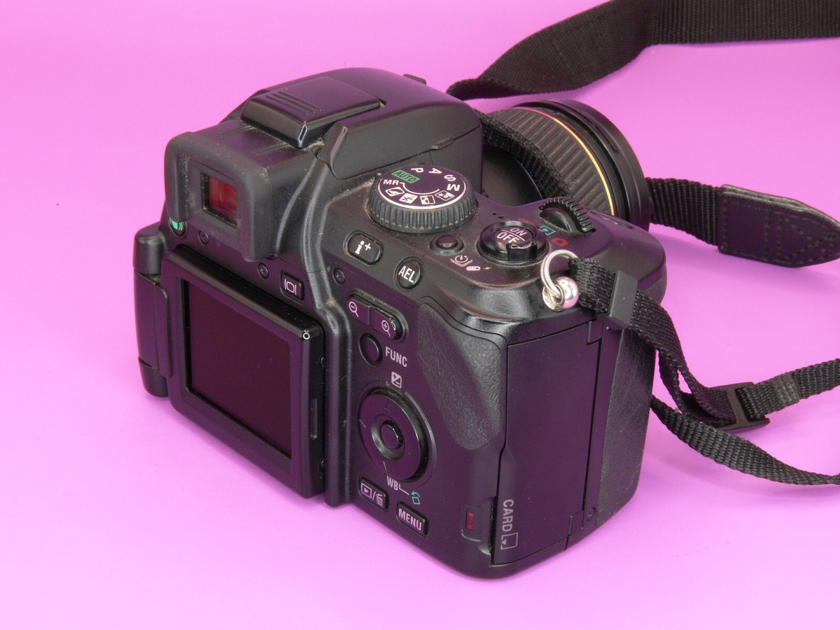 EXC+ Konica Minolta Dimage A200 Digital Bridge Camera 8MP CCD 7x