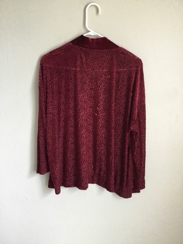 isaac mizrahi Women Velvet Burnout Burgundy Lightweight Thin Top Coat burnout - Picture 2 of 11