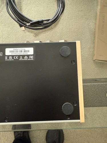 Universal Audio Volt 476 Portable 4x4 USB Type-C Audio/MIDI Interface Capture - Picture 7 of 11