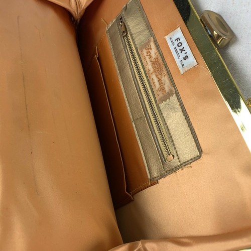 1960s Faye Mell Design Purse White Silk Handbag Brocade Trim Gold Chain Handle  - Picture 6 of 12