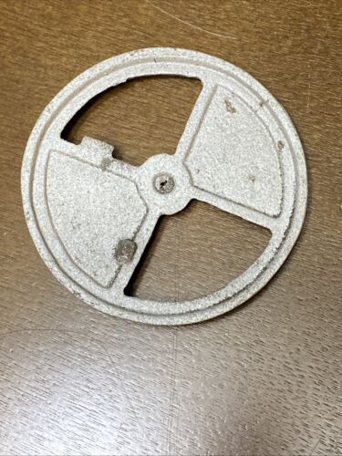 Vintage Majestic Stove Co Damper Emblem Door Cook Stove Plaque - Picture 4 of 4