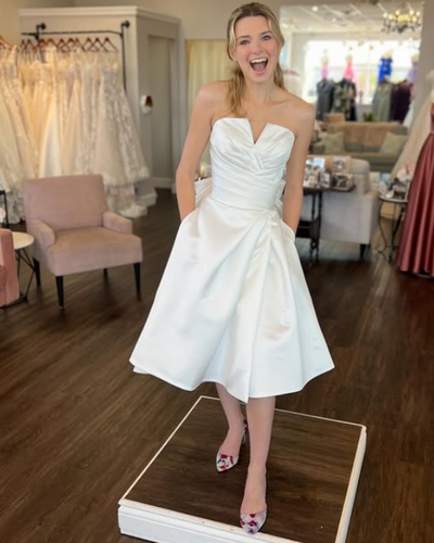 Short Wedding Dresses with Bow Off Shoulder Satin Beach Boho Mini Bridal Gowns - Picture 2 of 9