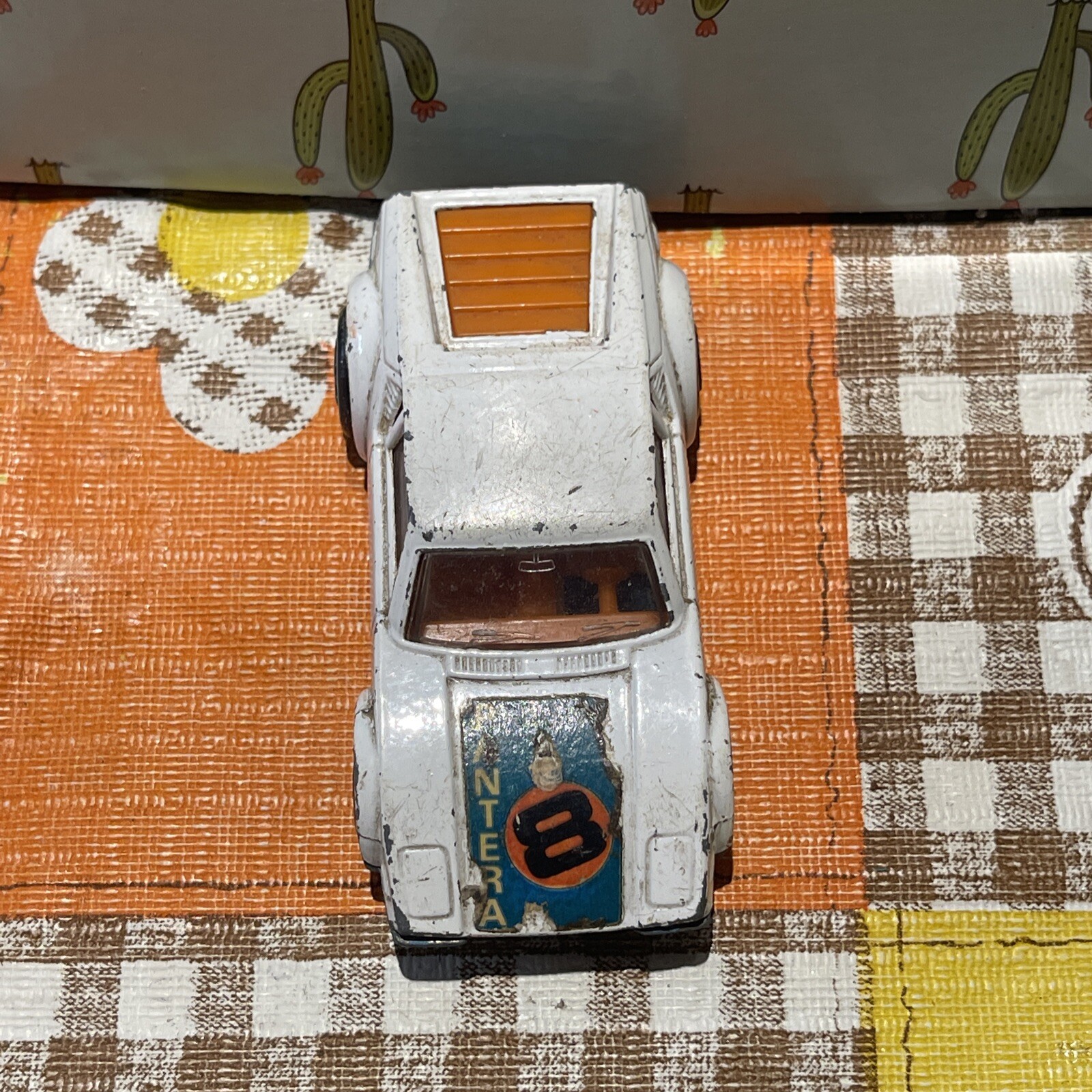 Picture 2 of 6