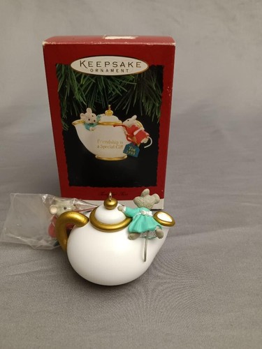 Hallmark "Two for Tea" Friendship is a Special Gift Keepsake Ornament 1995 New - Picture 3 of 3