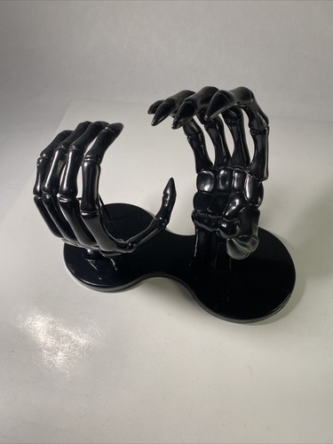 Halloween Hyde & Eek Black Skeleton Hands Wine Bottle Holder 10.5"x8"x4.5" - Bild 2 von 8