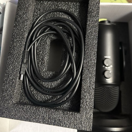 Blue Microphones Yeti USB Mikrofon - Blackout Edition - Bild 6 von 6