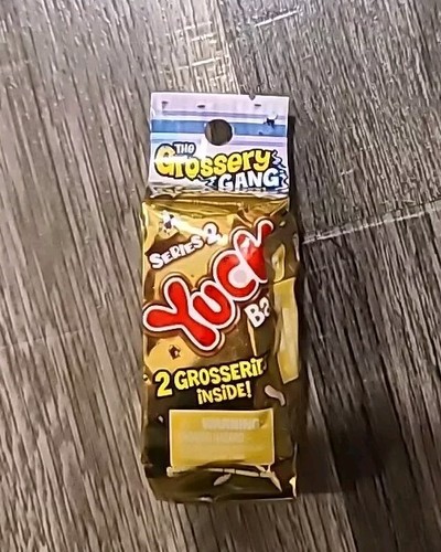 THE GROSSERY GANG YUCK BAR SERIES 2 BLIND BAG 2 MYSTERY CHARACTERS INSIDE SEALED
