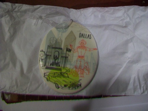 Hallmark Andenken 2015 Dallas Keramik Weihnachtsschmuck - Bild 2 von 4