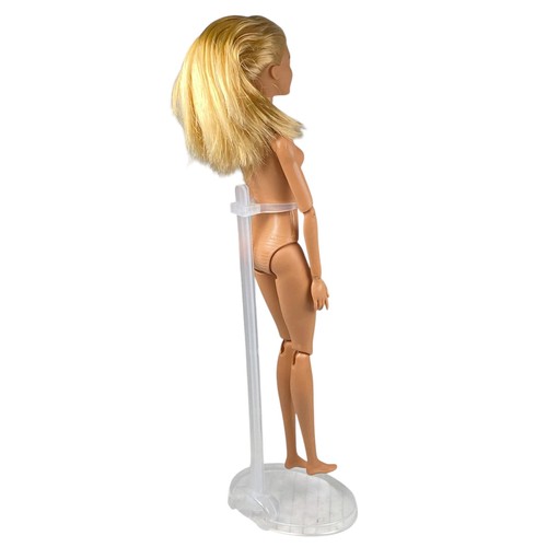Muñeca Barbie de karate de los Juegos Olímpicos de Tokio 2020 #GJL74 - Imagen 4 de 4