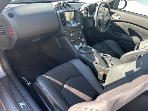 2011/61 NISSAN 370 Z GT - BEST AVAILABLE IN UK. 15K MILES FULL NISSAN HISTORY - Picture 11 of 24