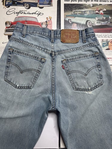 Vintage Levis Jeans Mens 29x32 Blue 560 Loose Tapered 90s Light Wash - Picture 6 of 10