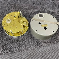 LUX CLOCK MFG. CO. 7 Days 24 Hour Chart recorder, wind up Motor Never Used ￼￼