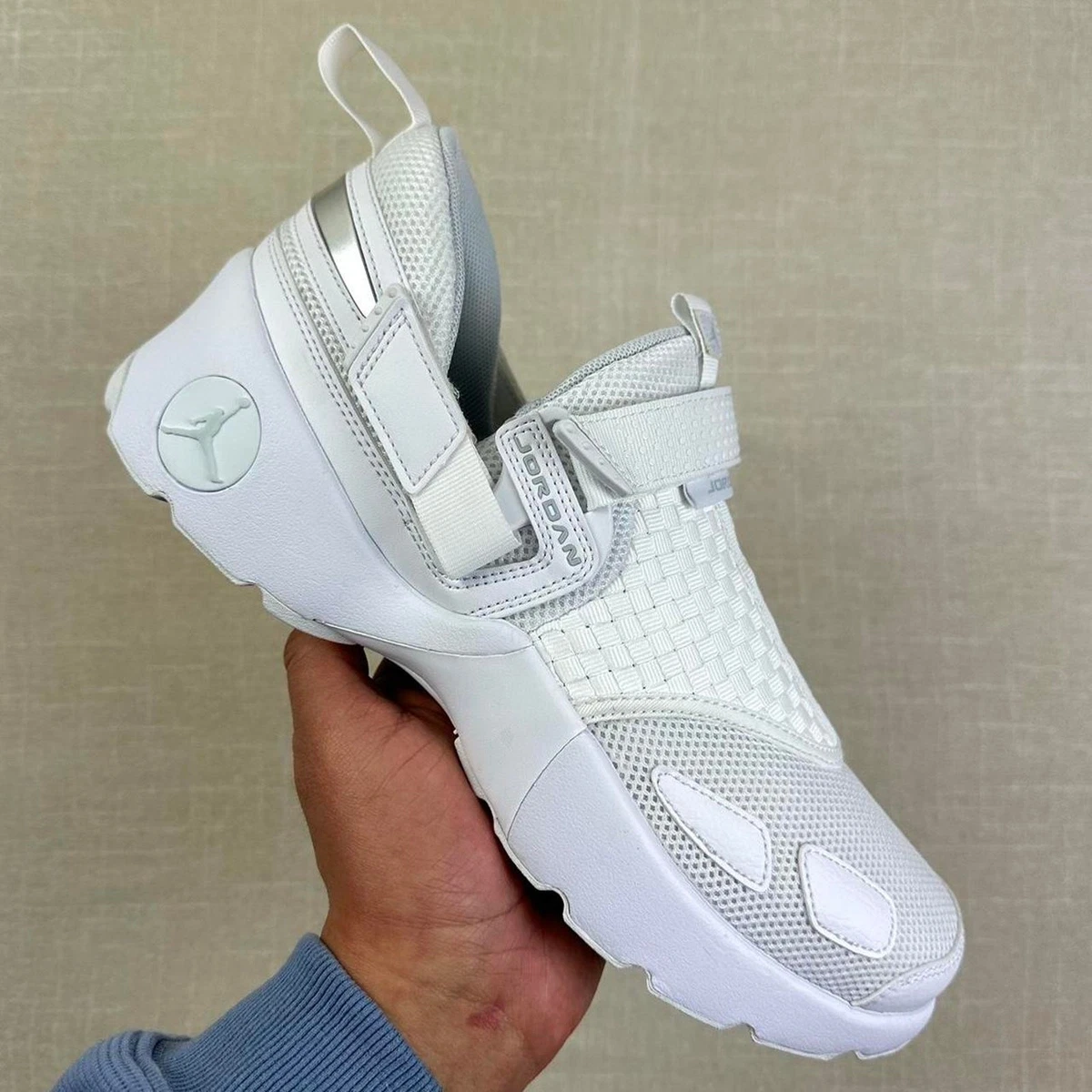 Air Jordan Trunner LX Sneakers Triple White US Size 13 In Original Box Jordan Air Jordan Trunner LX Womens Running Shoes White  main image 3