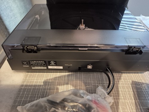 Audio Technica AT-LP2D Belt Drive USB Turntable Music Record Player With Cables - Picture 6 of 6