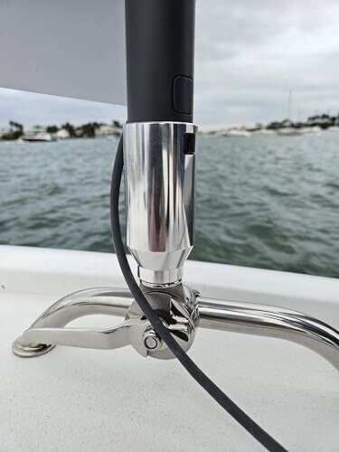 Marine Grade Starlink Antennenfußhalterung mit verstellbarer Schienenmontage Basis - Bild 3 von 4