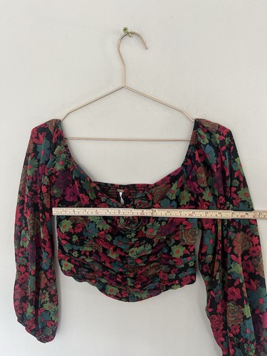 Free People Boho crop top Ruched Black Green Floral XS Oh La La cottage - Picture 10 of 11
