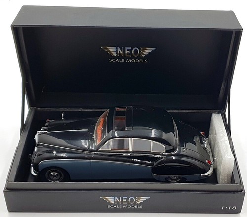 Neo 1/18 Scale NEO18035 - Jaguar MKVIII - Black/Grey - Picture 6 of 7
