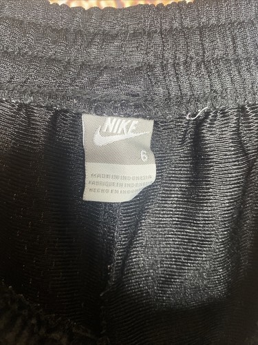 Nike Dri-Fit Boys Athletic Black Shorts Size 6 - Picture 3 of 3