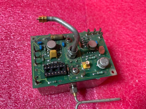 HP 8673E synthetisierter Signalgenerator 2-18 GHz Platine 08673-67013 08673-60027 - Bild 2 von 12