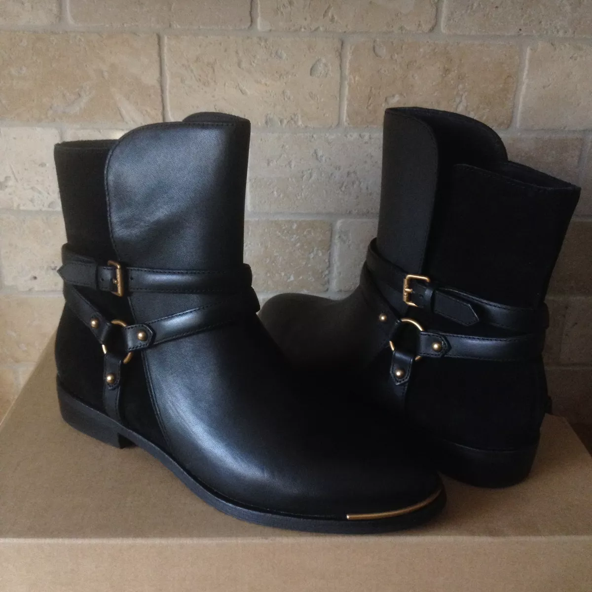 Ugg kelby hotsell ankle boots