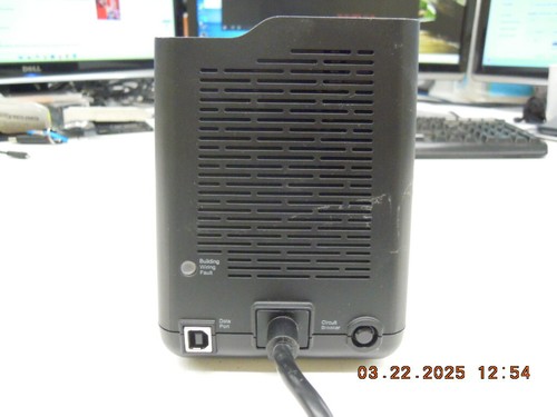APC Back-UPS 850 Surge Protector Battery Backup | Model BE850G2 | *No Battery - 第 3/9 張圖片
